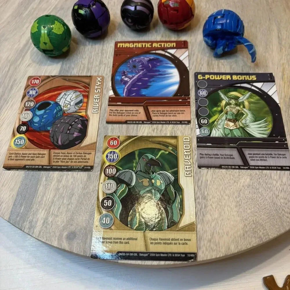 Lot of 5 Bakugan Battle Brawlers & Cards - Picture 3 of 4
